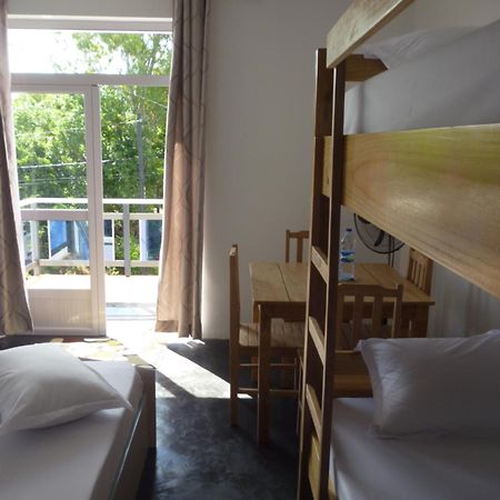 Chez Clenya Guesthouse La Ferme Luaran gambar